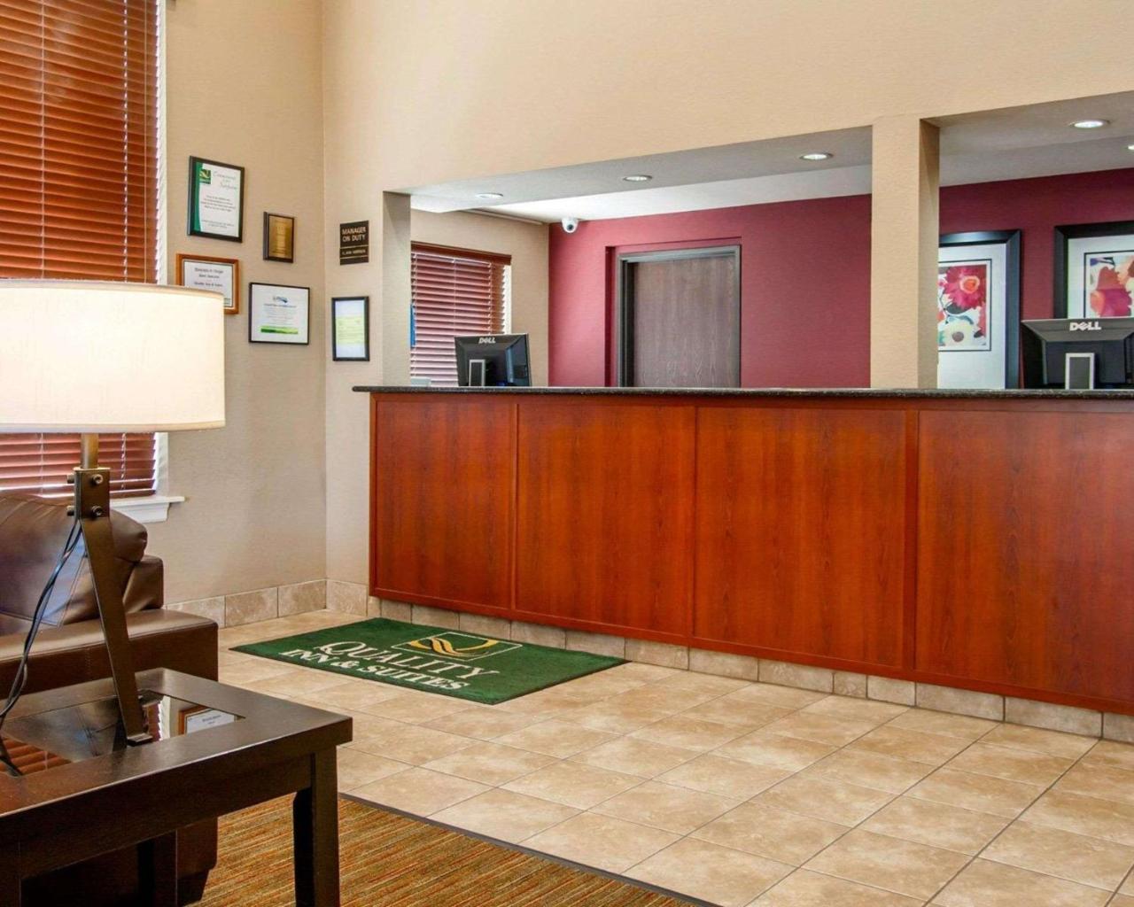 Quality Inn & Suites Springfield Eksteriør billede