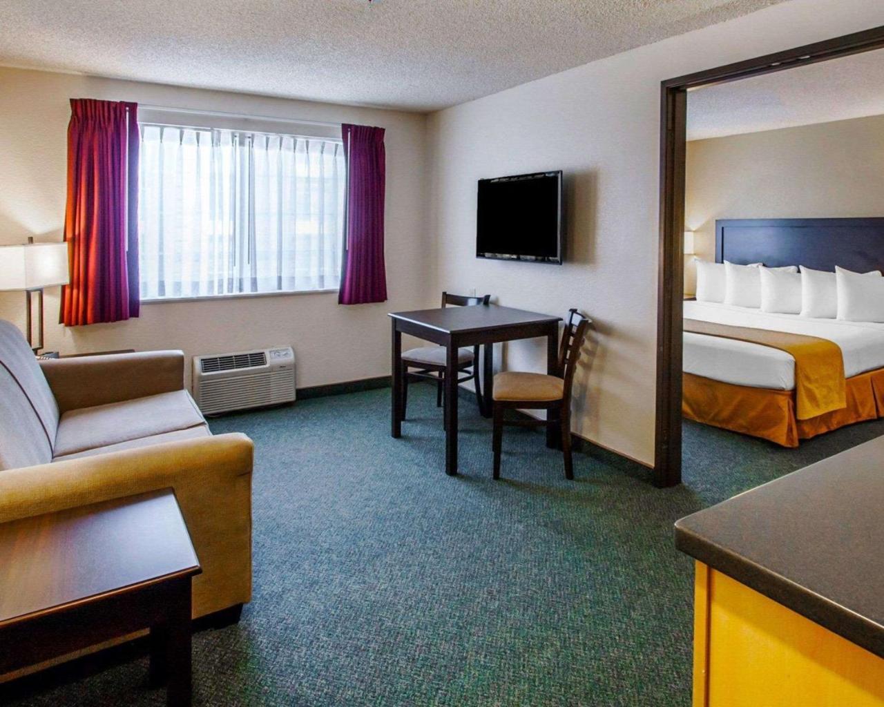 Quality Inn & Suites Springfield Eksteriør billede