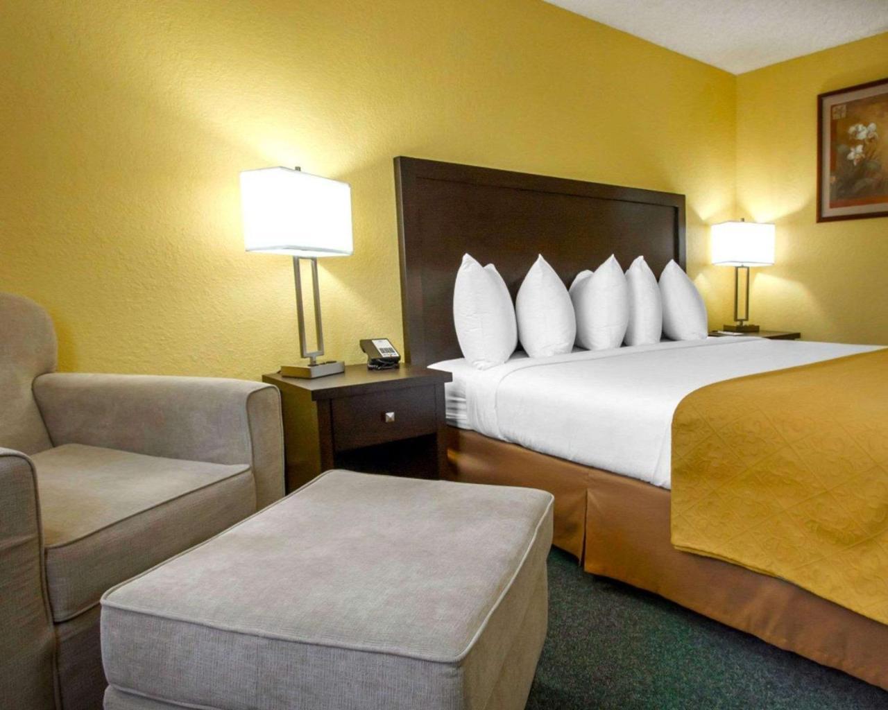 Quality Inn & Suites Springfield Eksteriør billede