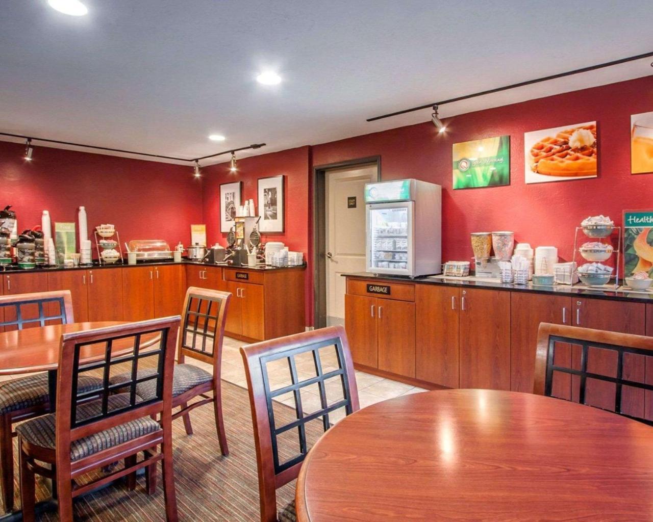 Quality Inn & Suites Springfield Eksteriør billede