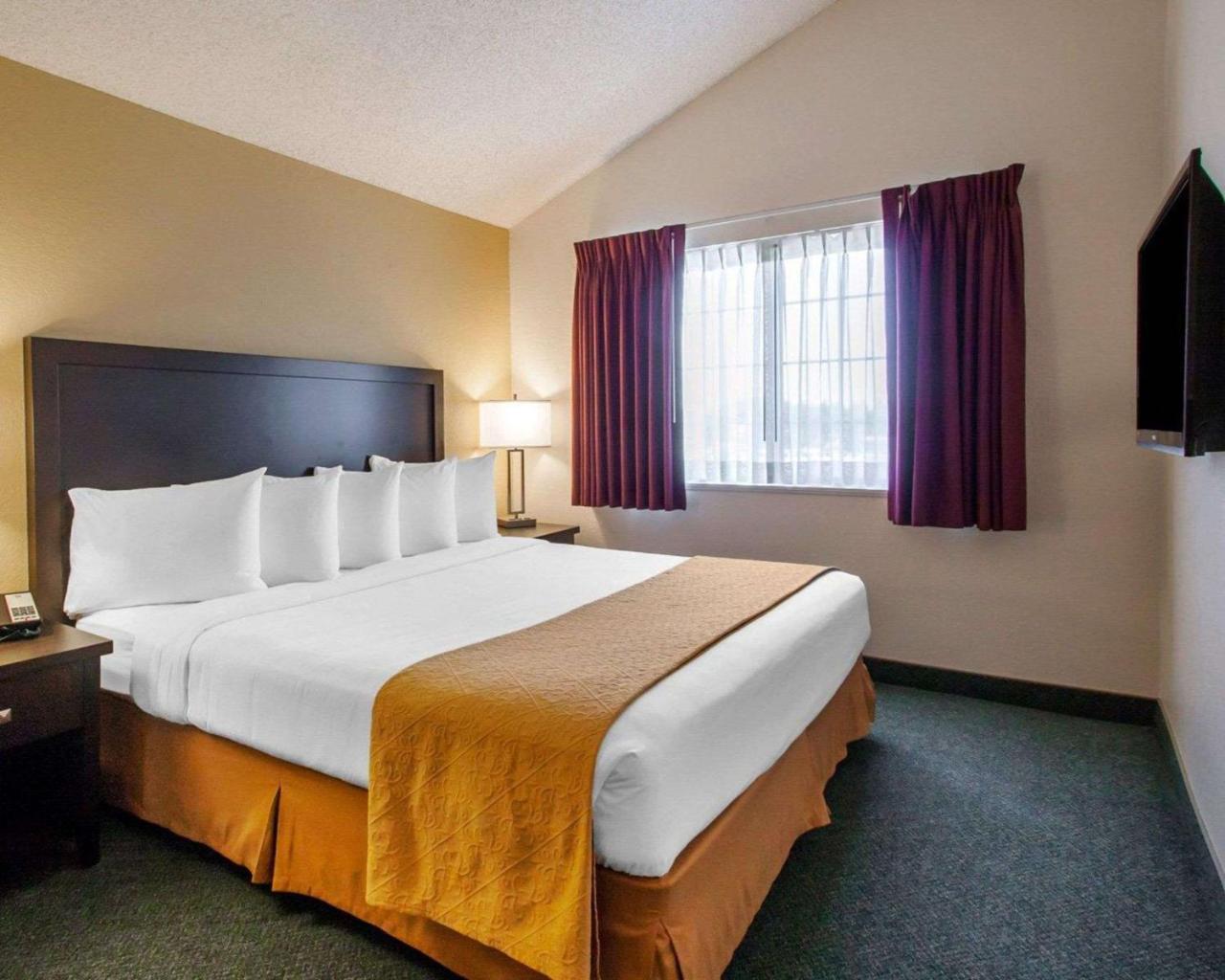 Quality Inn & Suites Springfield Eksteriør billede