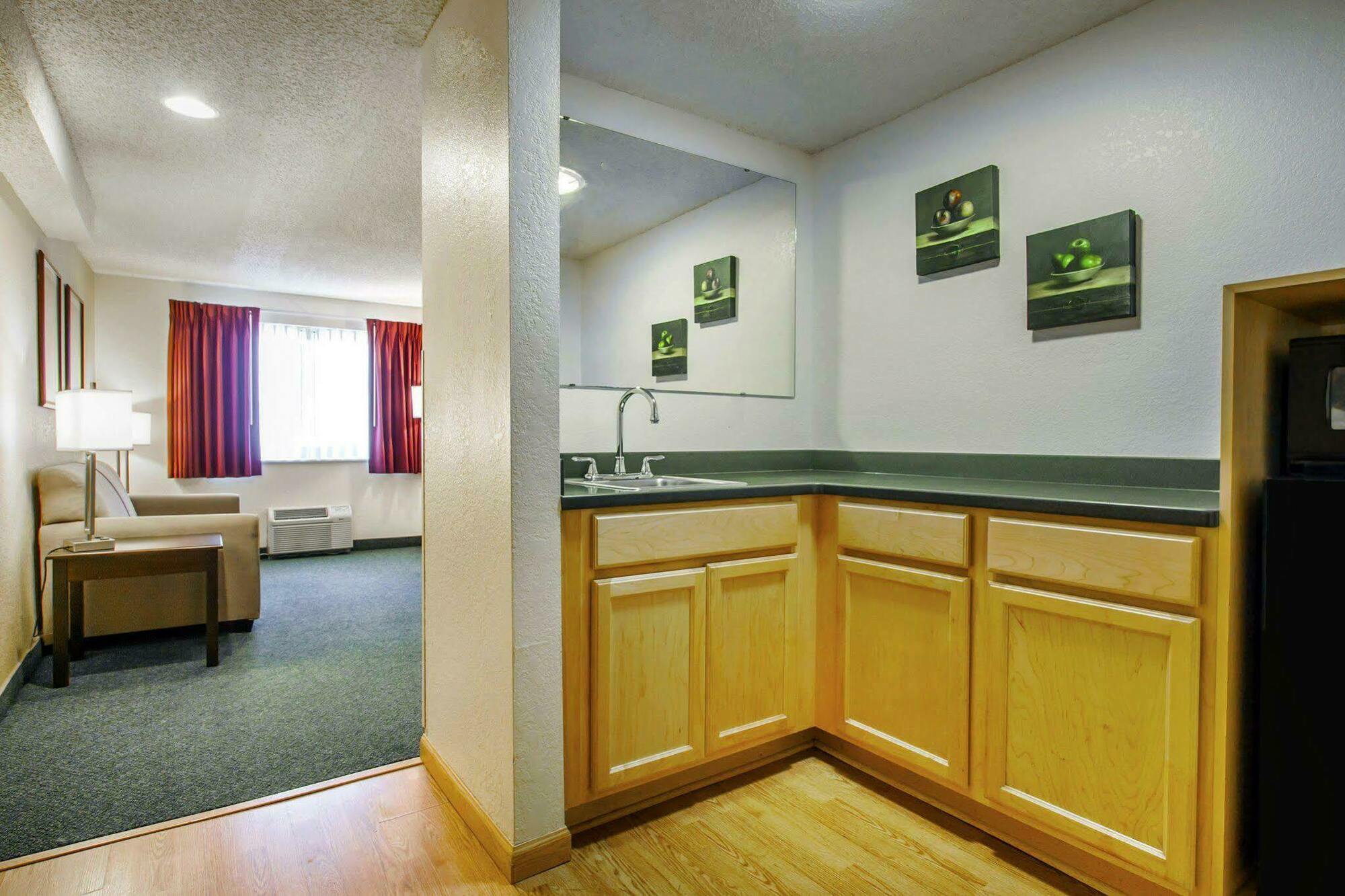 Quality Inn & Suites Springfield Eksteriør billede